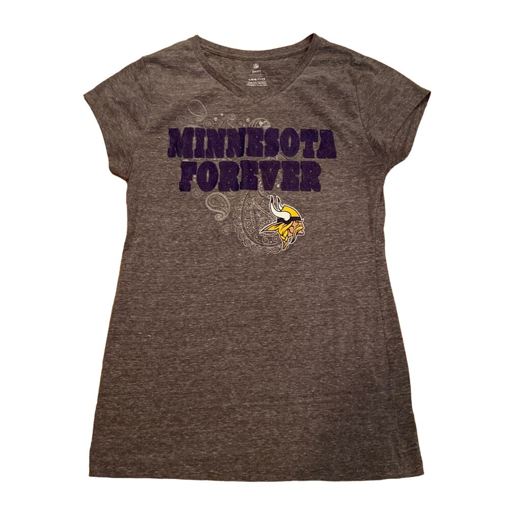 NFL Minnesota Vikings Teen SM V-neck Graphic T-shirt
